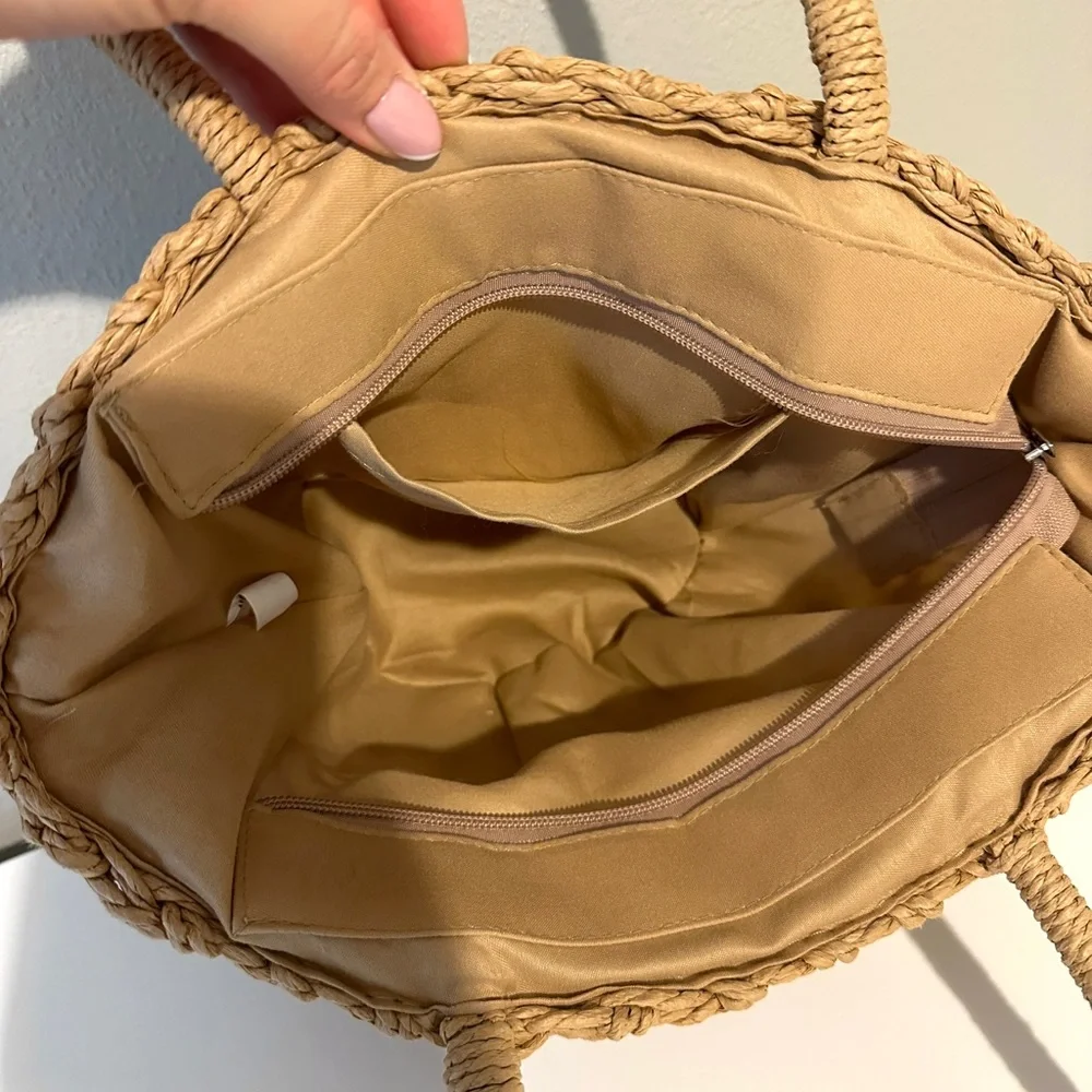 PINK LILY A Grand Break Straw Purse - Picture 6 of 8